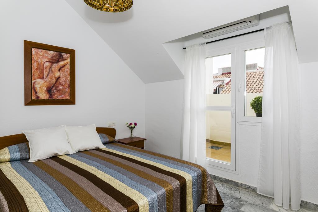 Weforyou Real Del Tivoli Two Rooms Benalmadena Exterior photo